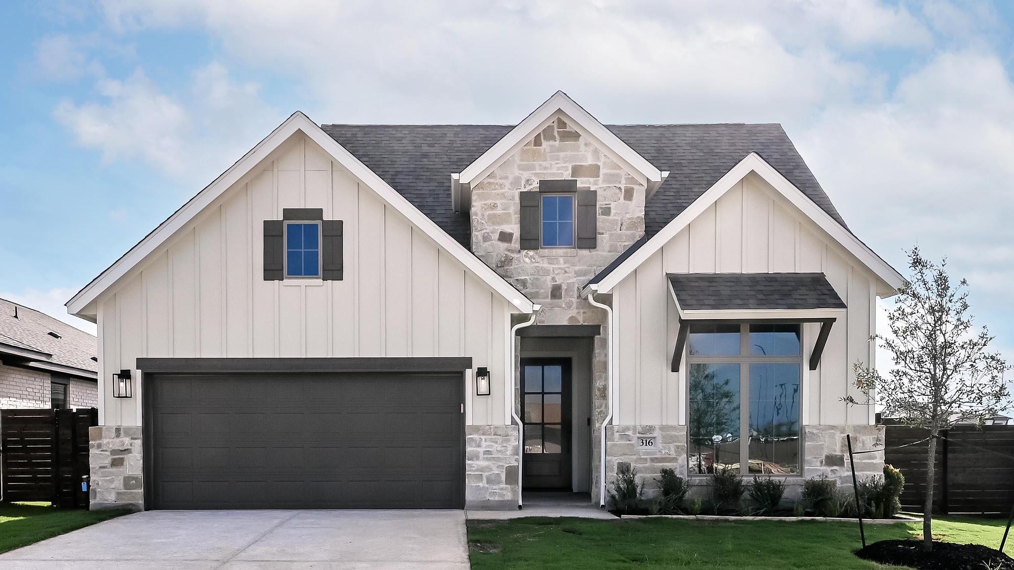 316 Foxfire Cv Property Photo 1