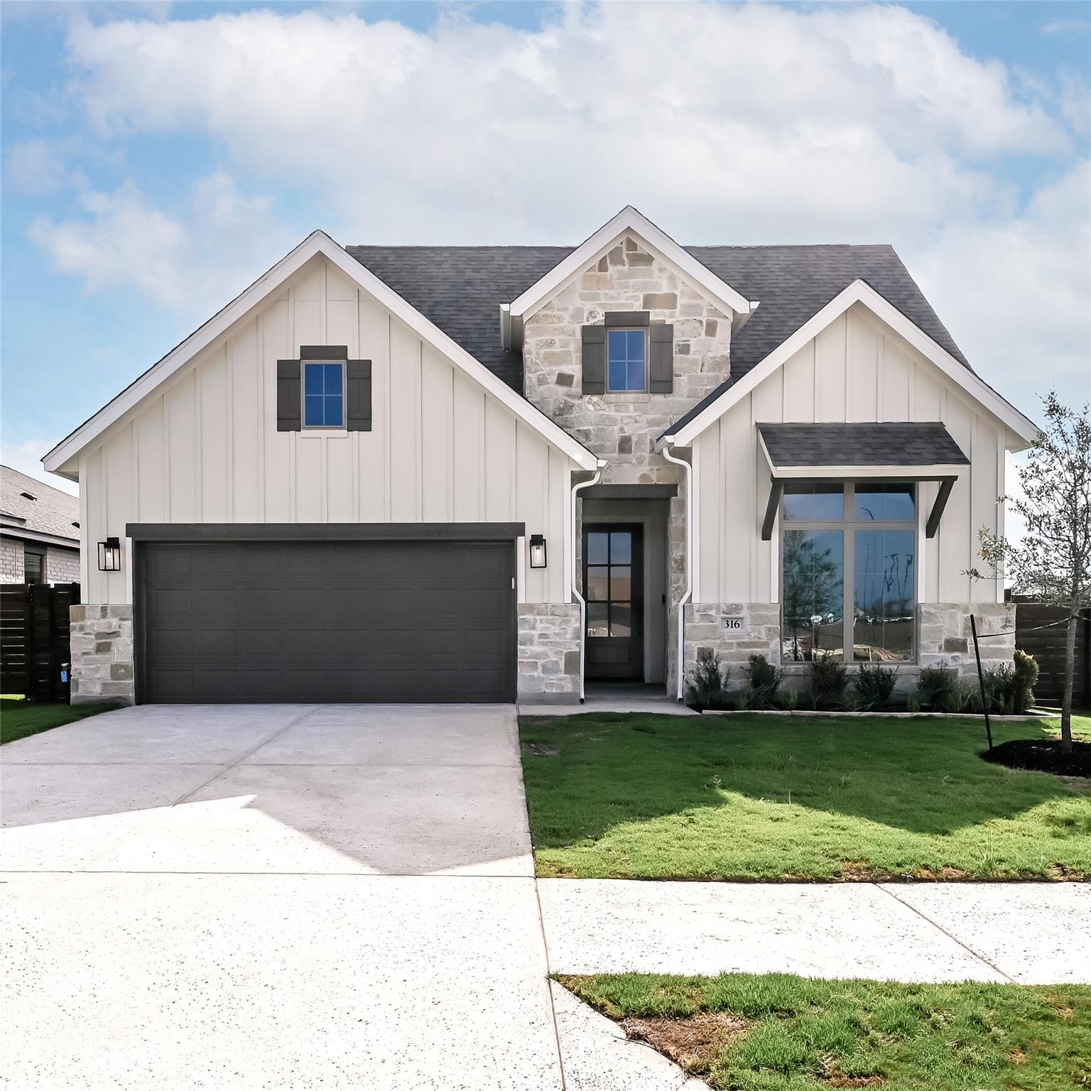 316 Foxfire Cv Property Photo 20