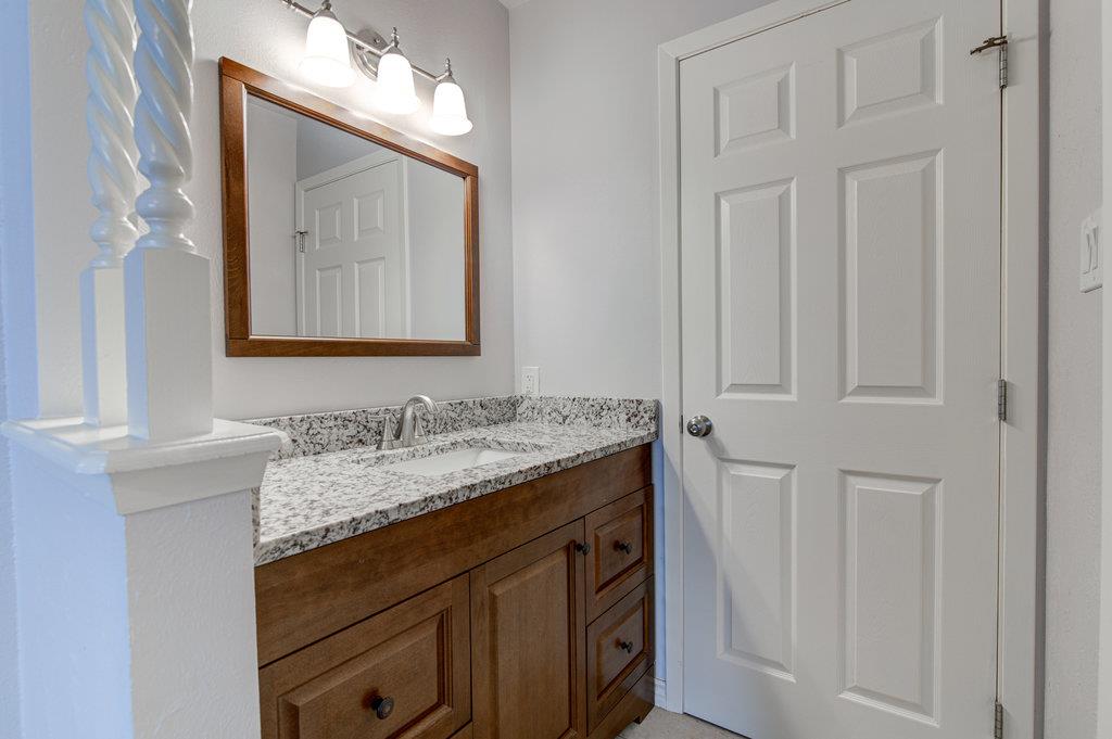 12111 Missel Thrush Ct Property Photo 19