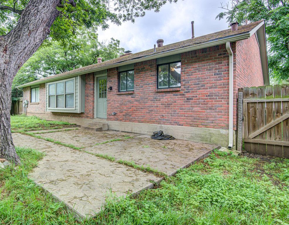 12111 Missel Thrush Ct Property Photo 21