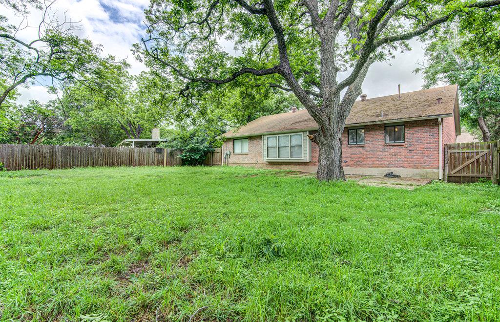 12111 Missel Thrush Ct Property Photo 23