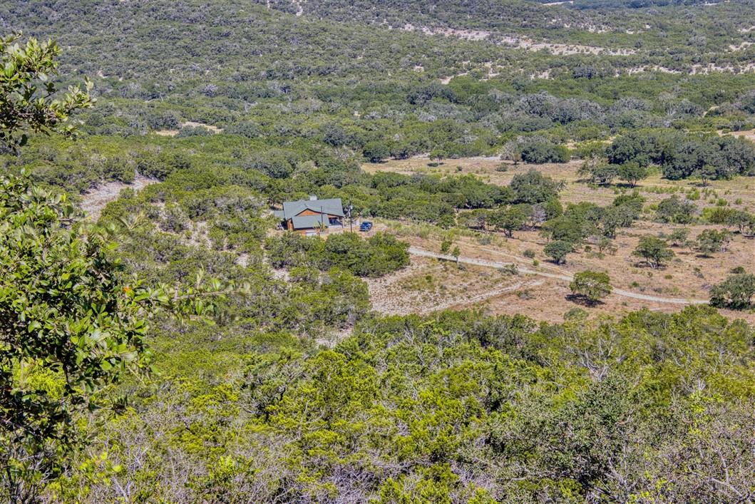 1316 Indian Creek Rd Property Photo 1