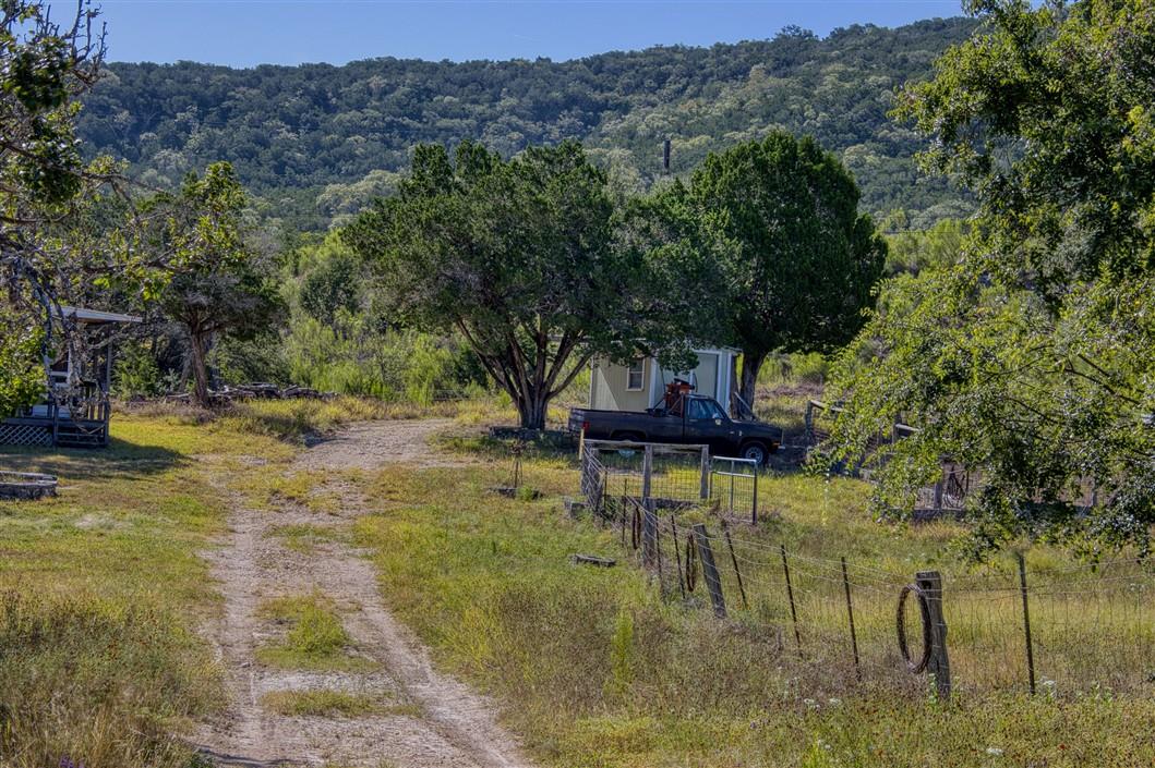 1316 Indian Creek Rd Property Photo 10