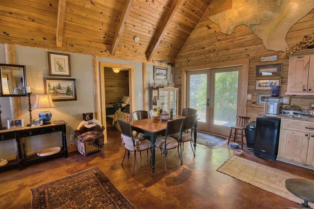 1316 Indian Creek Rd Property Photo 25