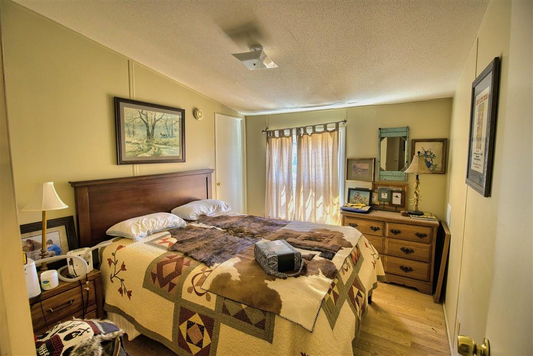 1316 Indian Creek Rd Property Photo 36