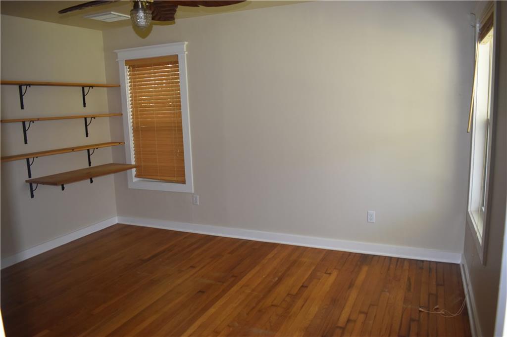2109 Wright St Property Photo 14