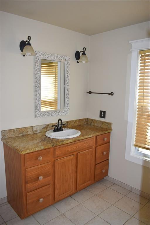 2109 Wright St Property Photo 16
