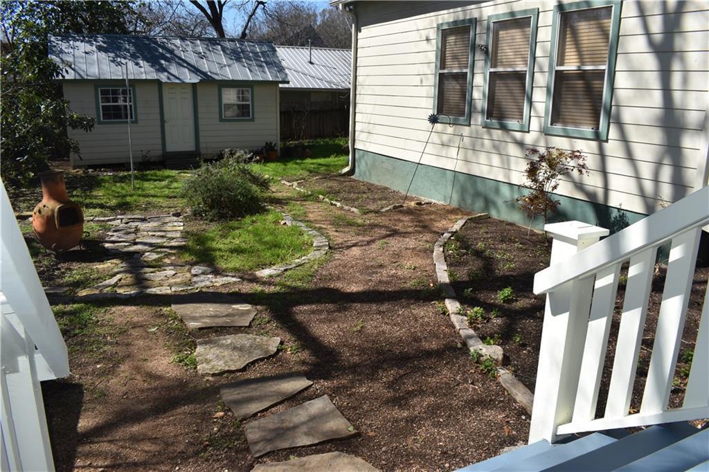 2109 Wright St Property Photo 29