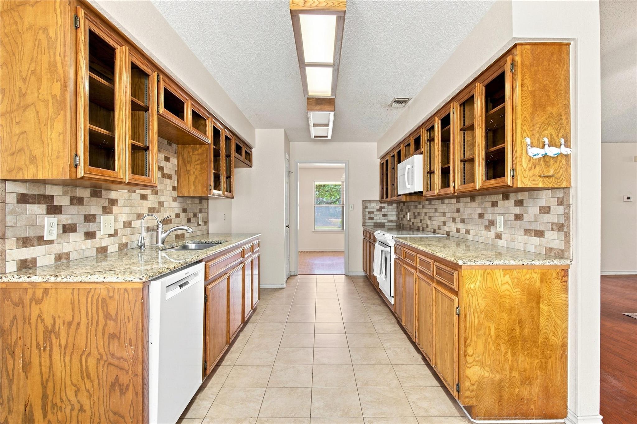 13402 Ramrod Dr Property Photo 10