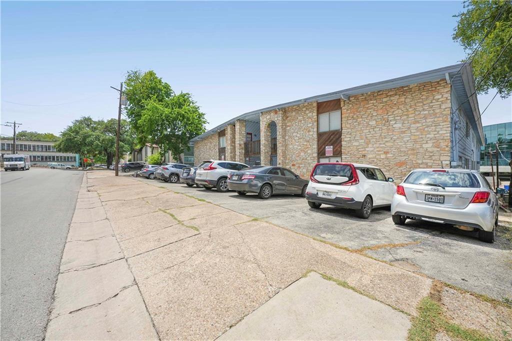 2408 Longview St #202 Property Photo 1
