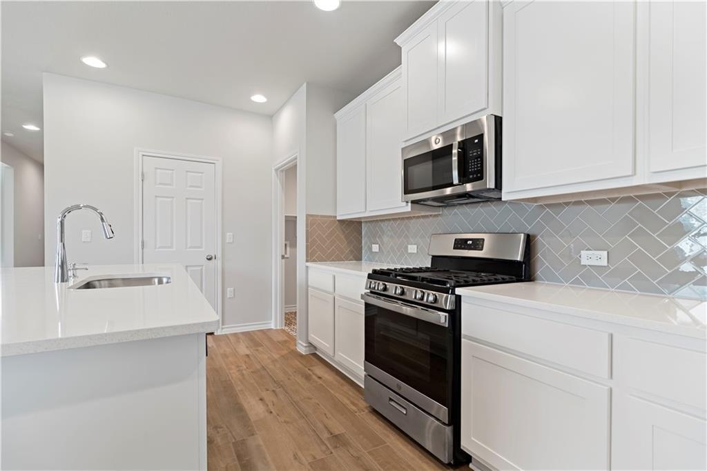 1807 Adobe Walls Way Property Photo 11