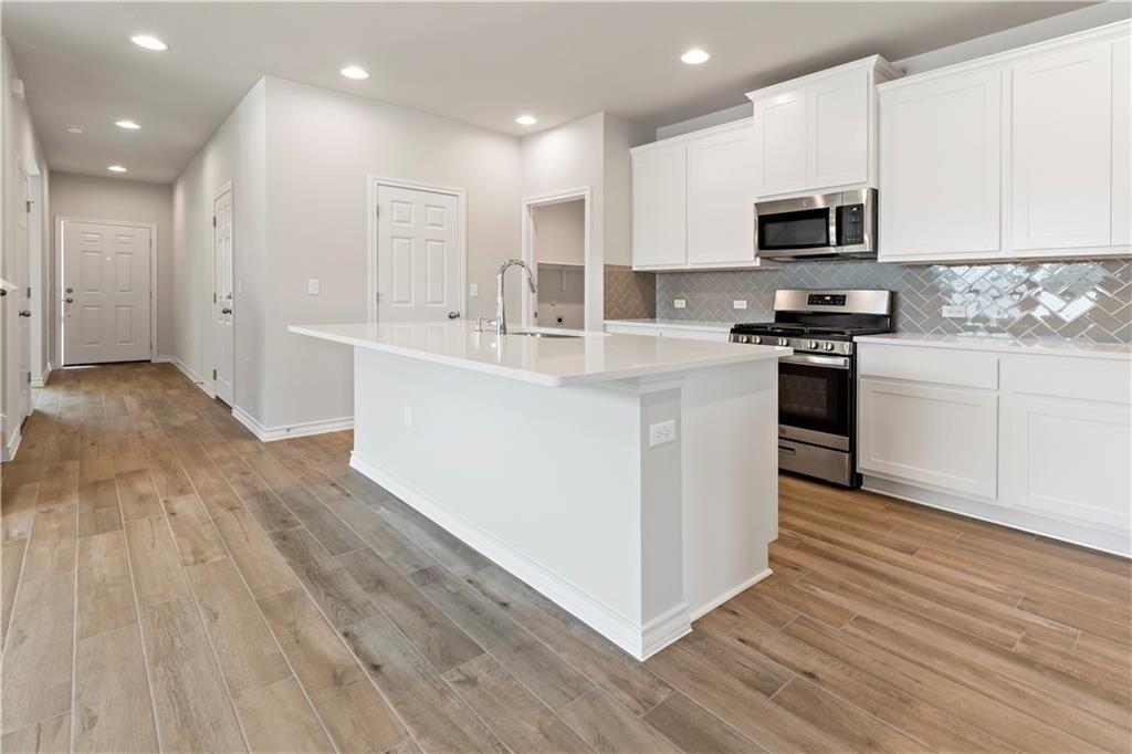 1807 Adobe Walls Way Property Photo 13