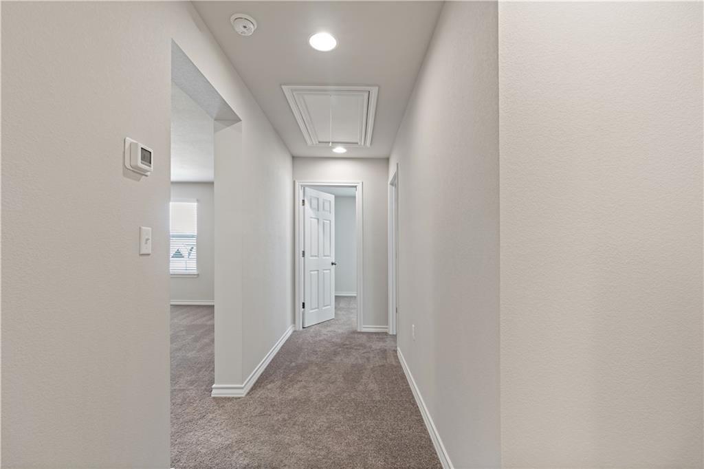 1807 Adobe Walls Way Property Photo 32