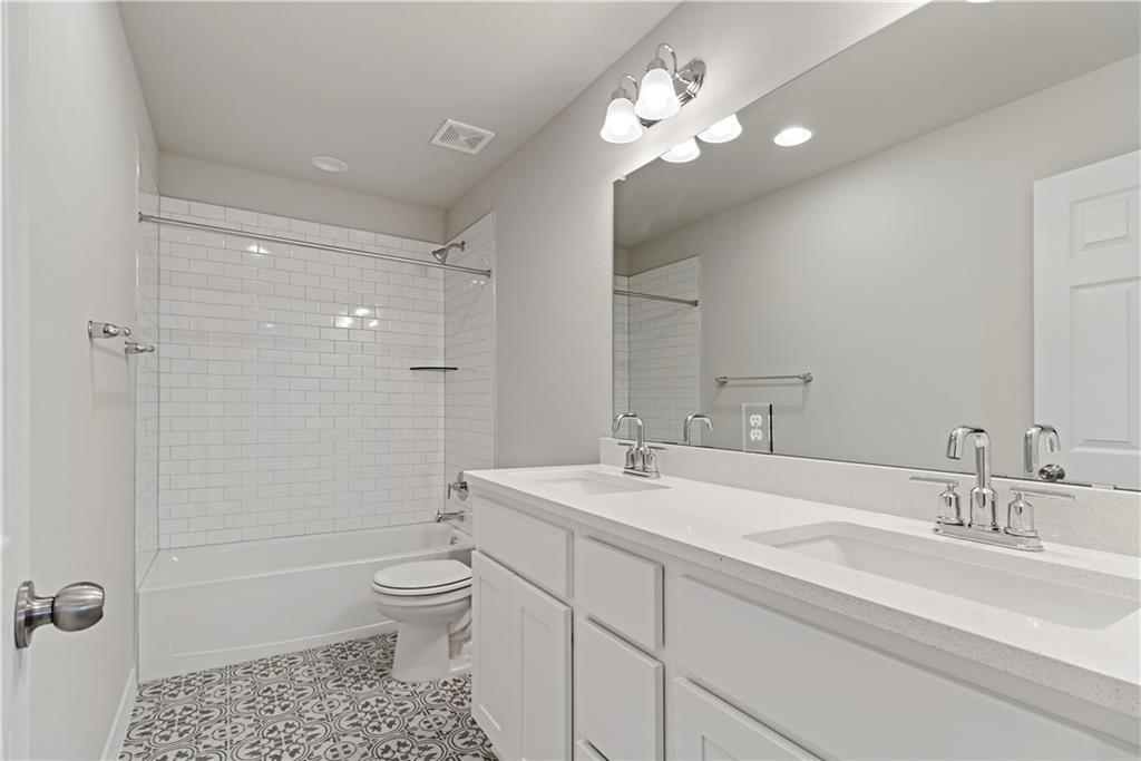 1807 Adobe Walls Way Property Photo 34