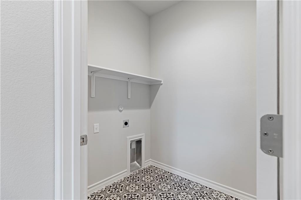 1807 Adobe Walls Way Property Photo 35