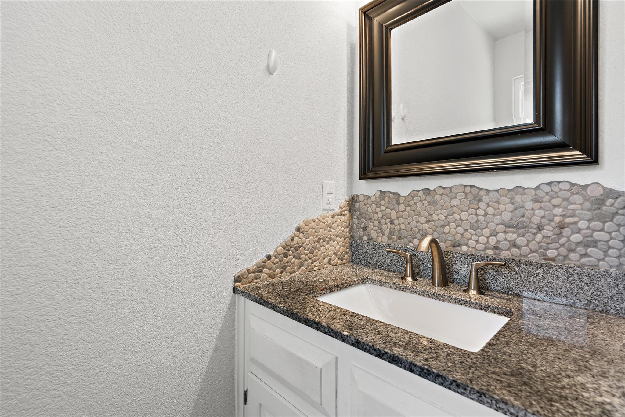 6906 One Oak Rd Property Photo 26