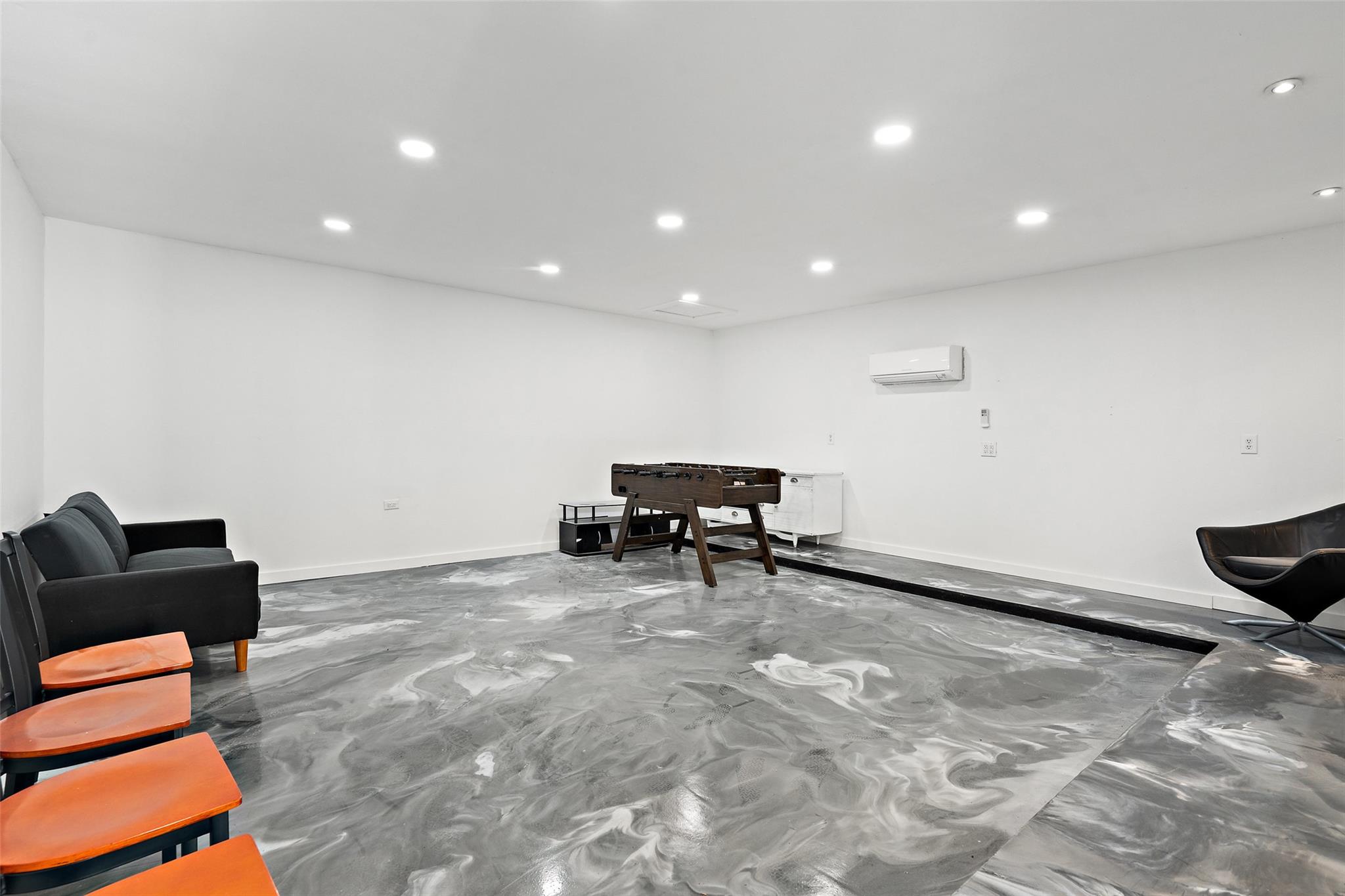 6906 One Oak Rd Property Photo 27