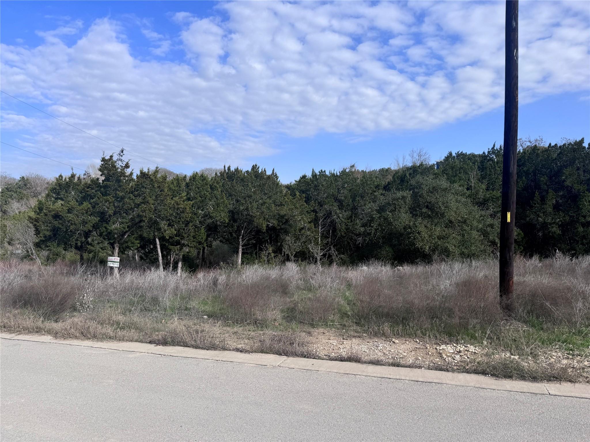 1803 Lipan Trl Property Photo 9