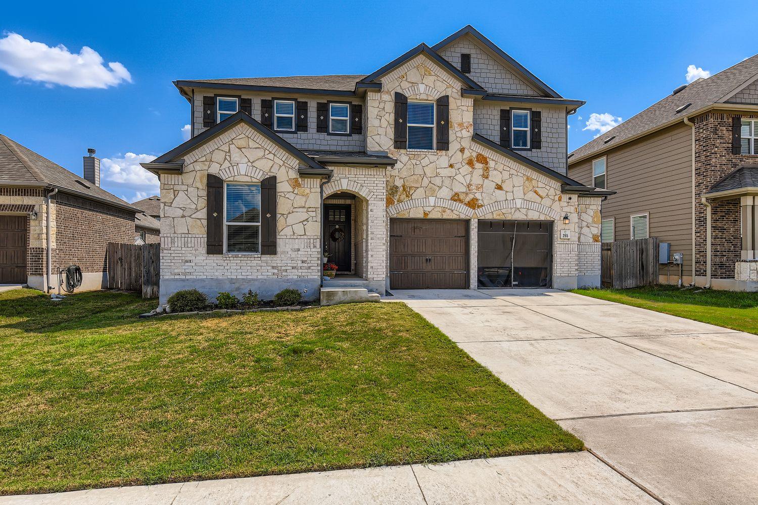 265 Kat Garnet Dr Property Photo 1