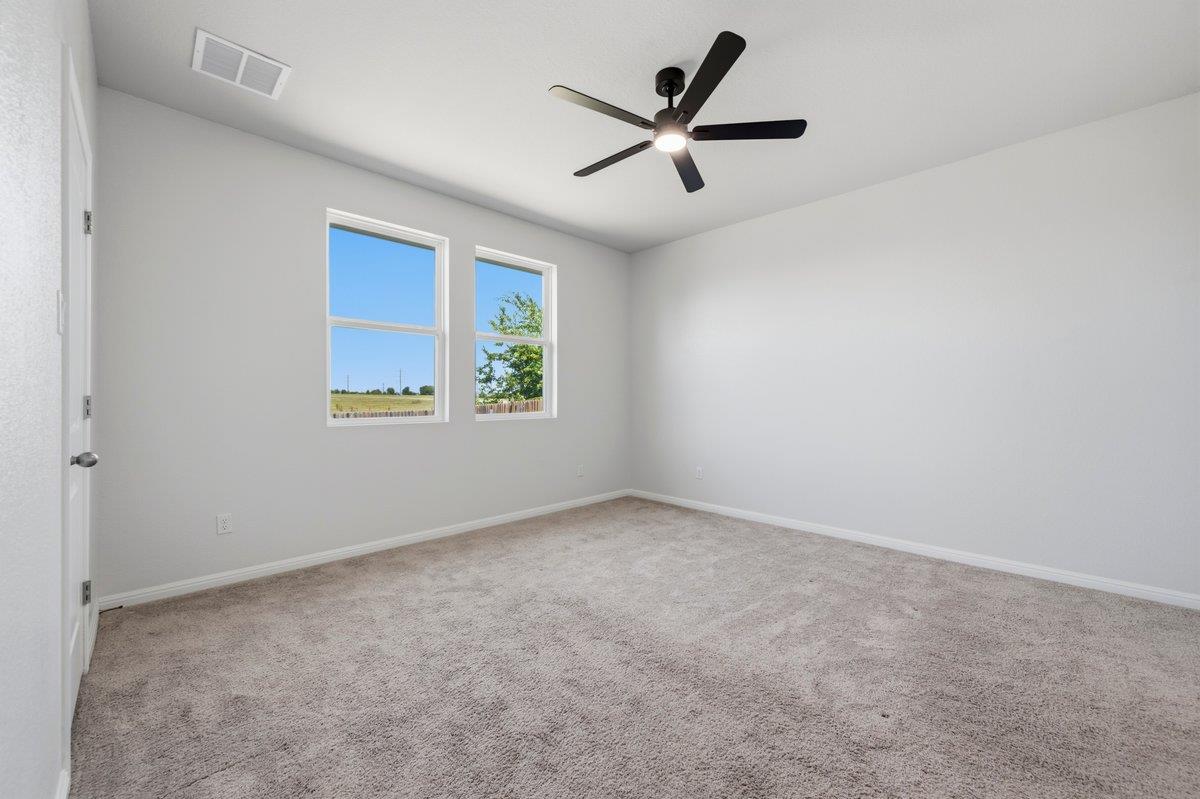 727 Gray Fox Loop Property Photo 7