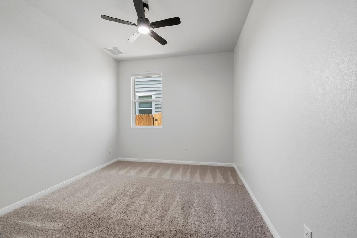 727 Gray Fox Loop Property Photo 12