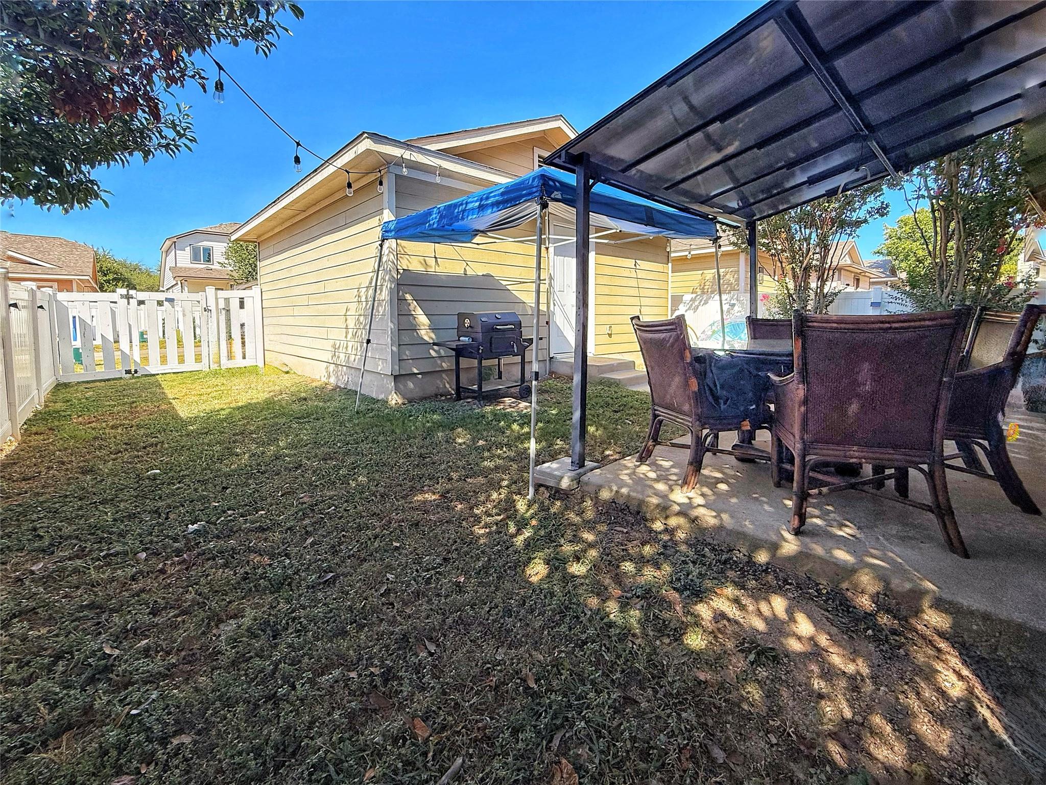 708 Craters Of The Moon Blvd Property Photo 7