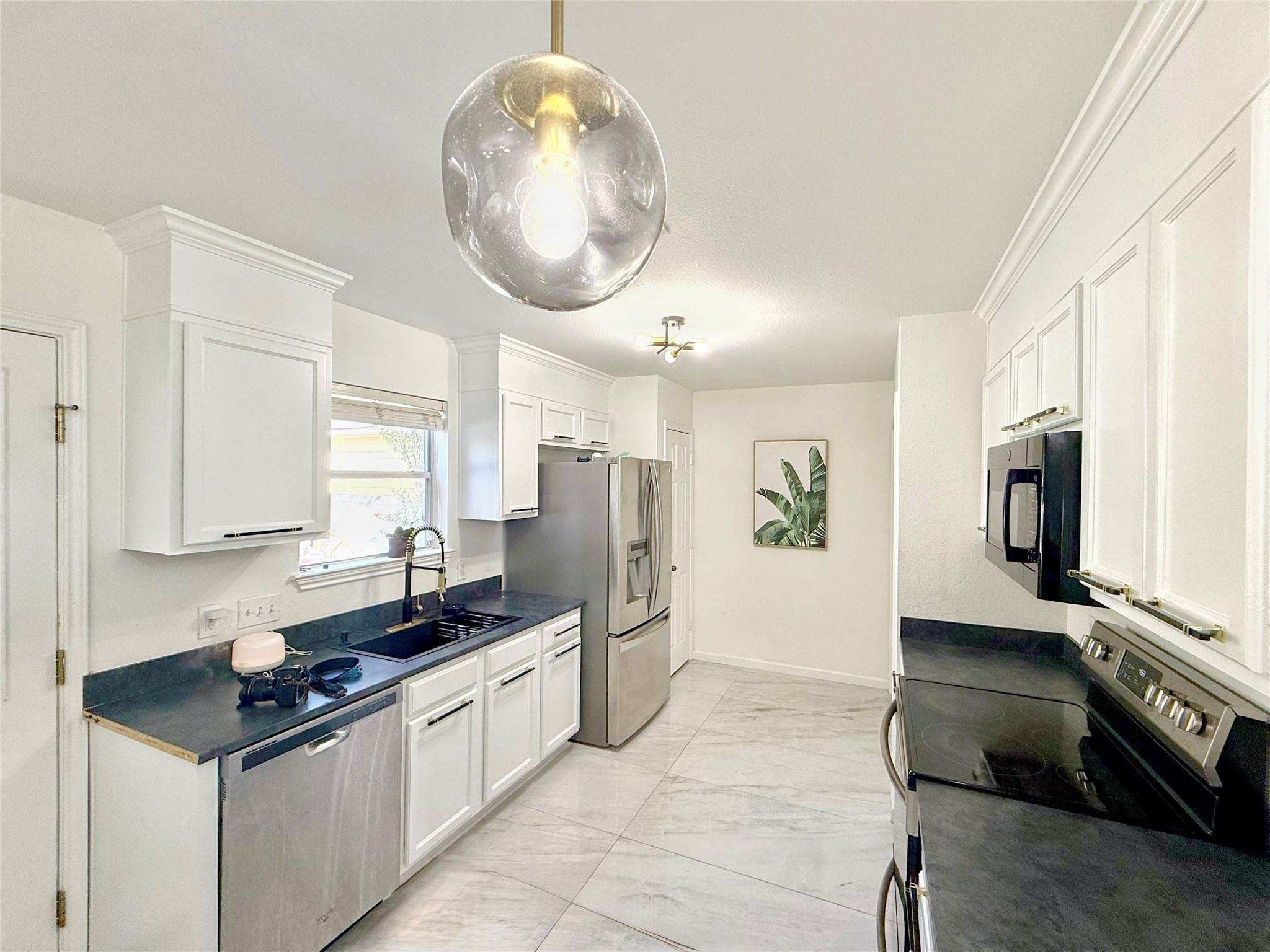 708 Craters Of The Moon Blvd Property Photo 15