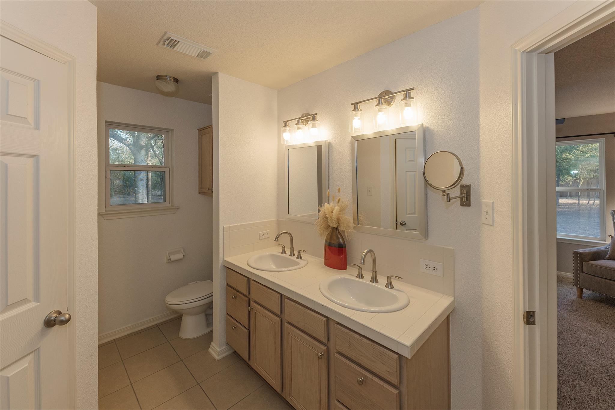 4217 Kellywood Dr Property Photo 14