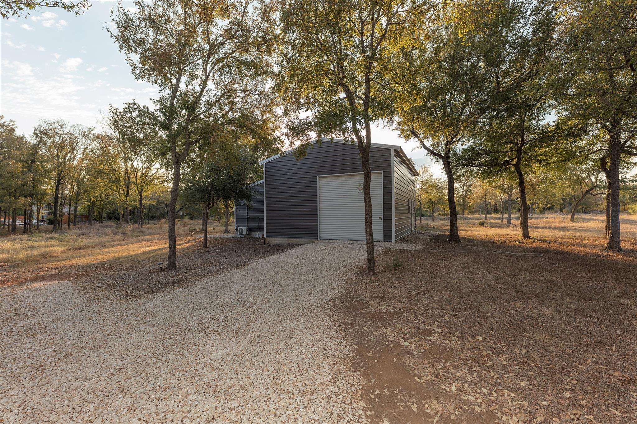 4217 Kellywood Dr Property Photo 29