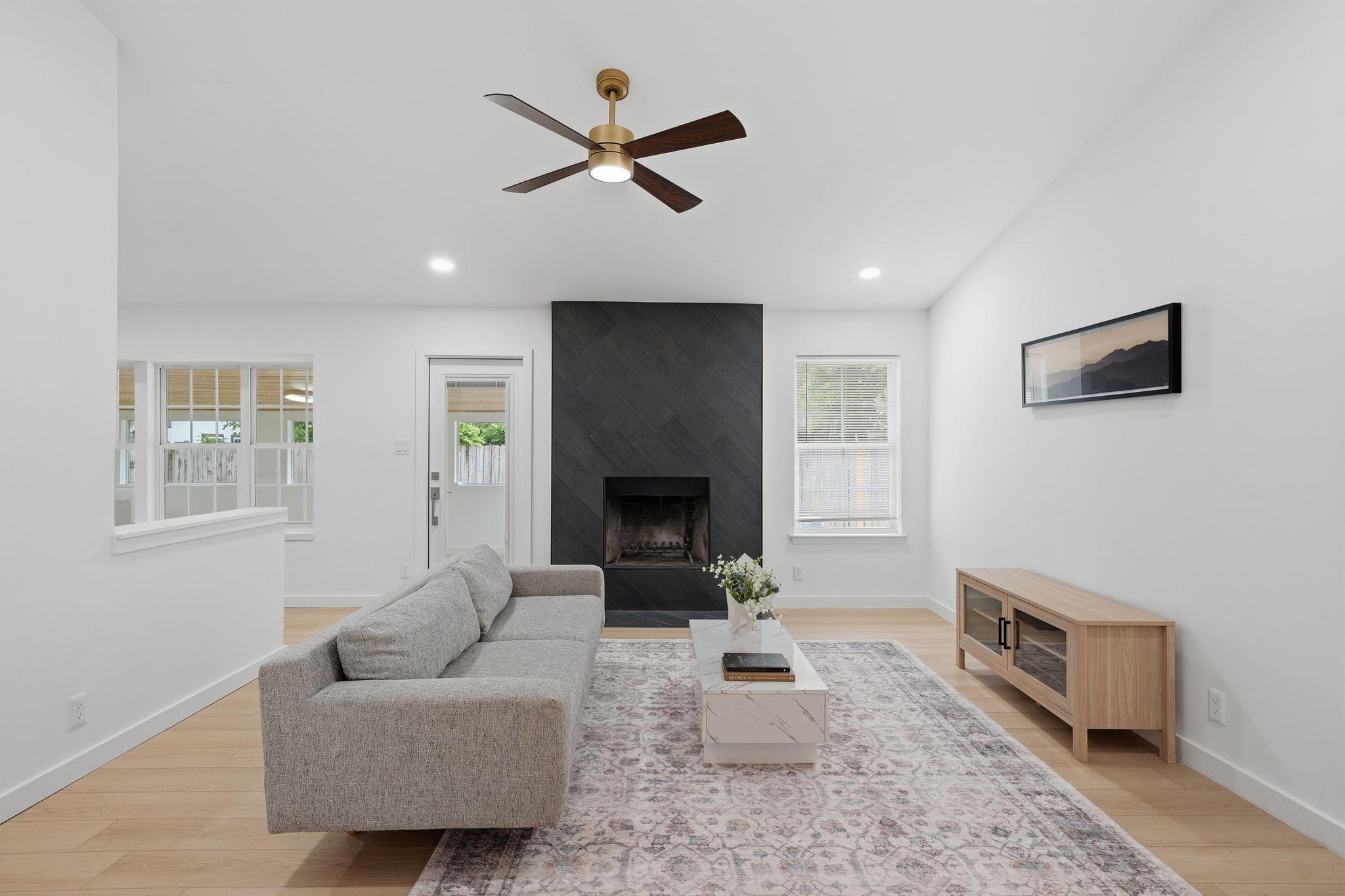 6804 Meadow Run Property Photo 1