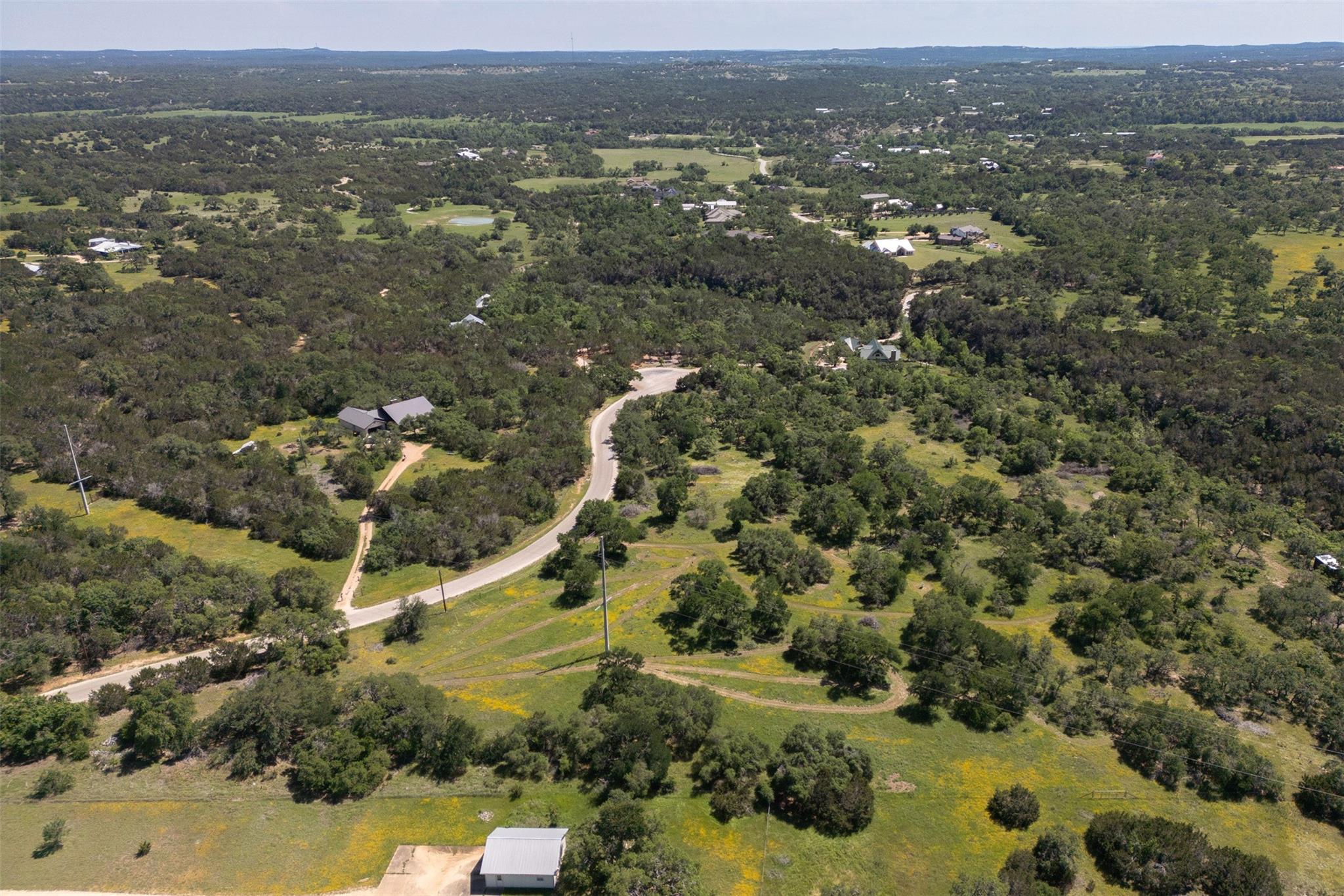 480 Blue Creek Dr Property Photo 9