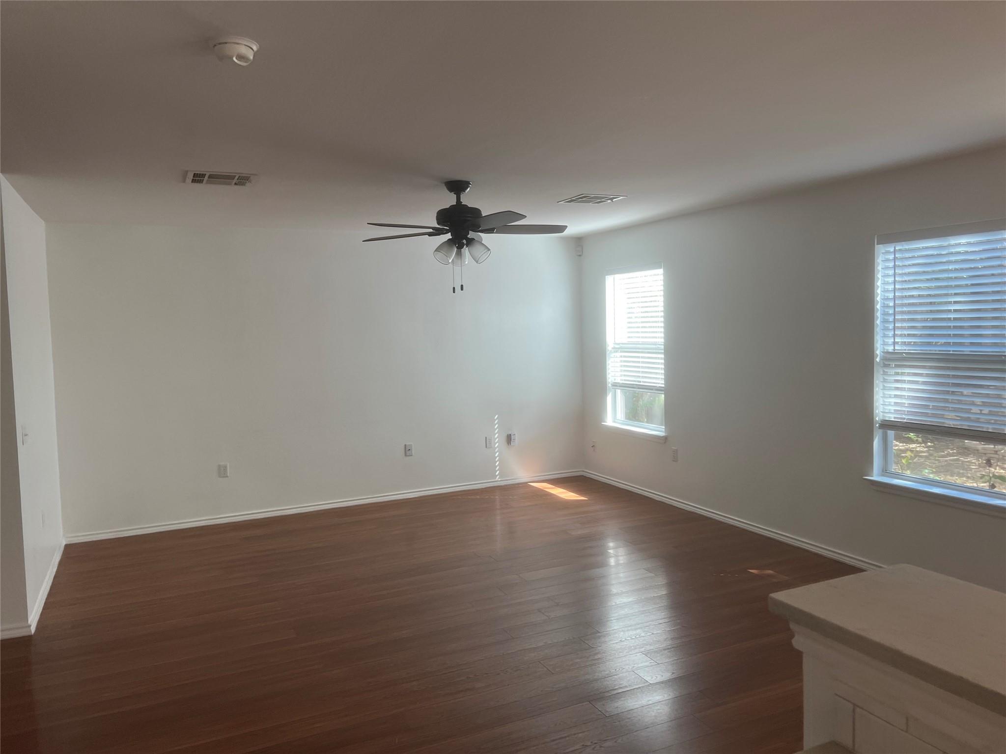8511 Davis Oaks Trl Property Photo 9