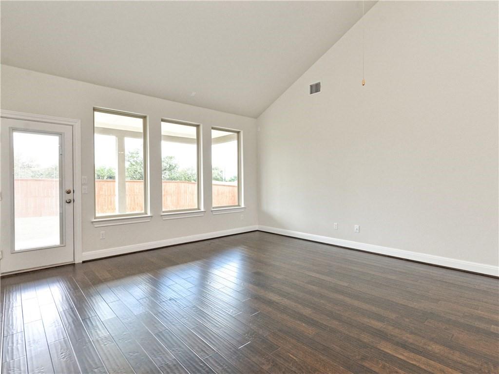 15716 Cinca Terra Dr Property Photo 10