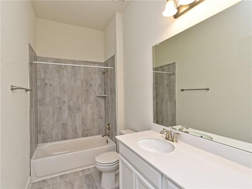 15716 Cinca Terra Dr Property Photo 24