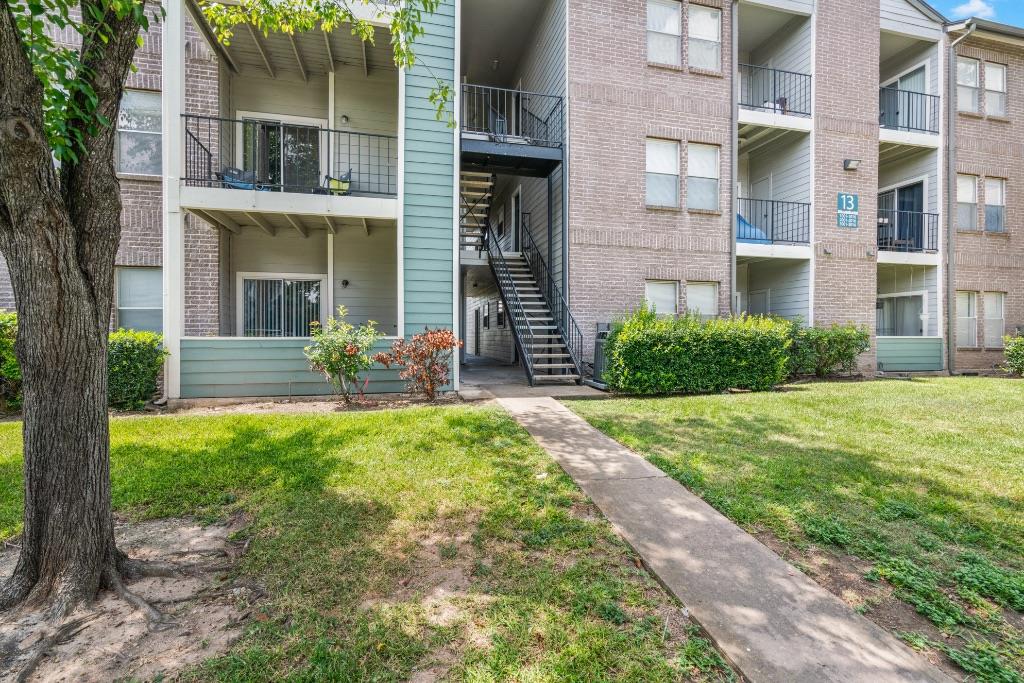 12166 Metric Blvd #2013 Property Photo 2