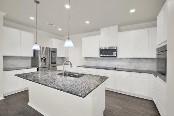 12505 Franklin D Roosevelt St Property Photo 8