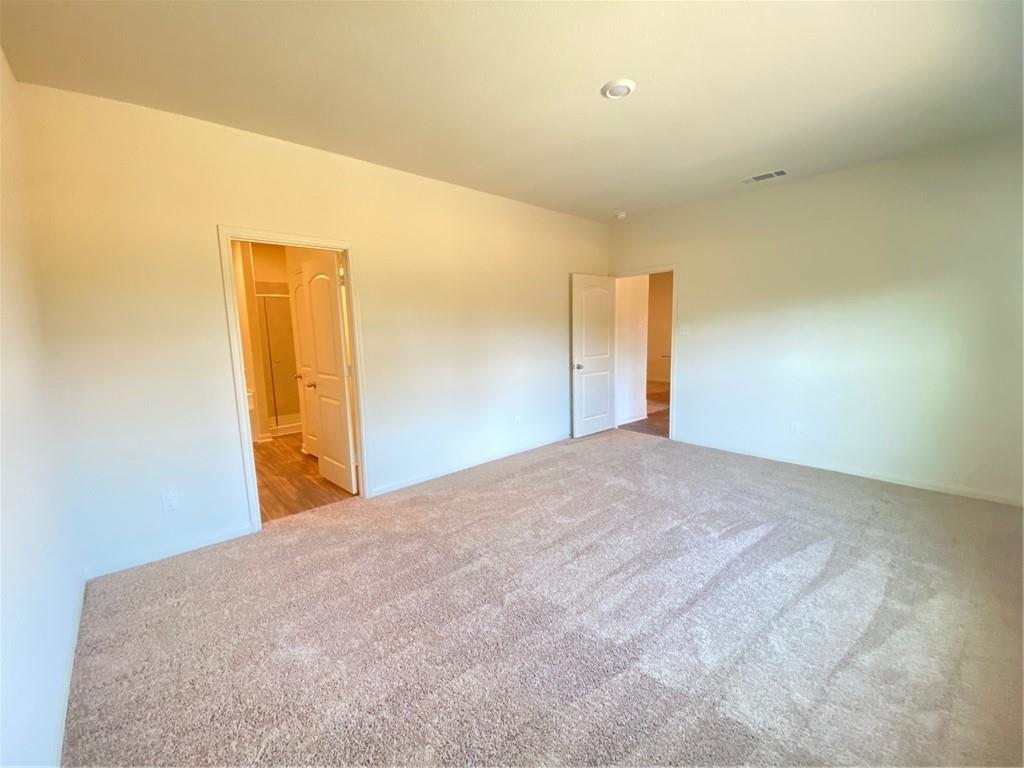 325 Crescent Park Dr Property Photo 12
