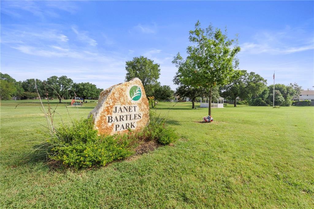 1112 Red Ranch Cir Property Photo 23