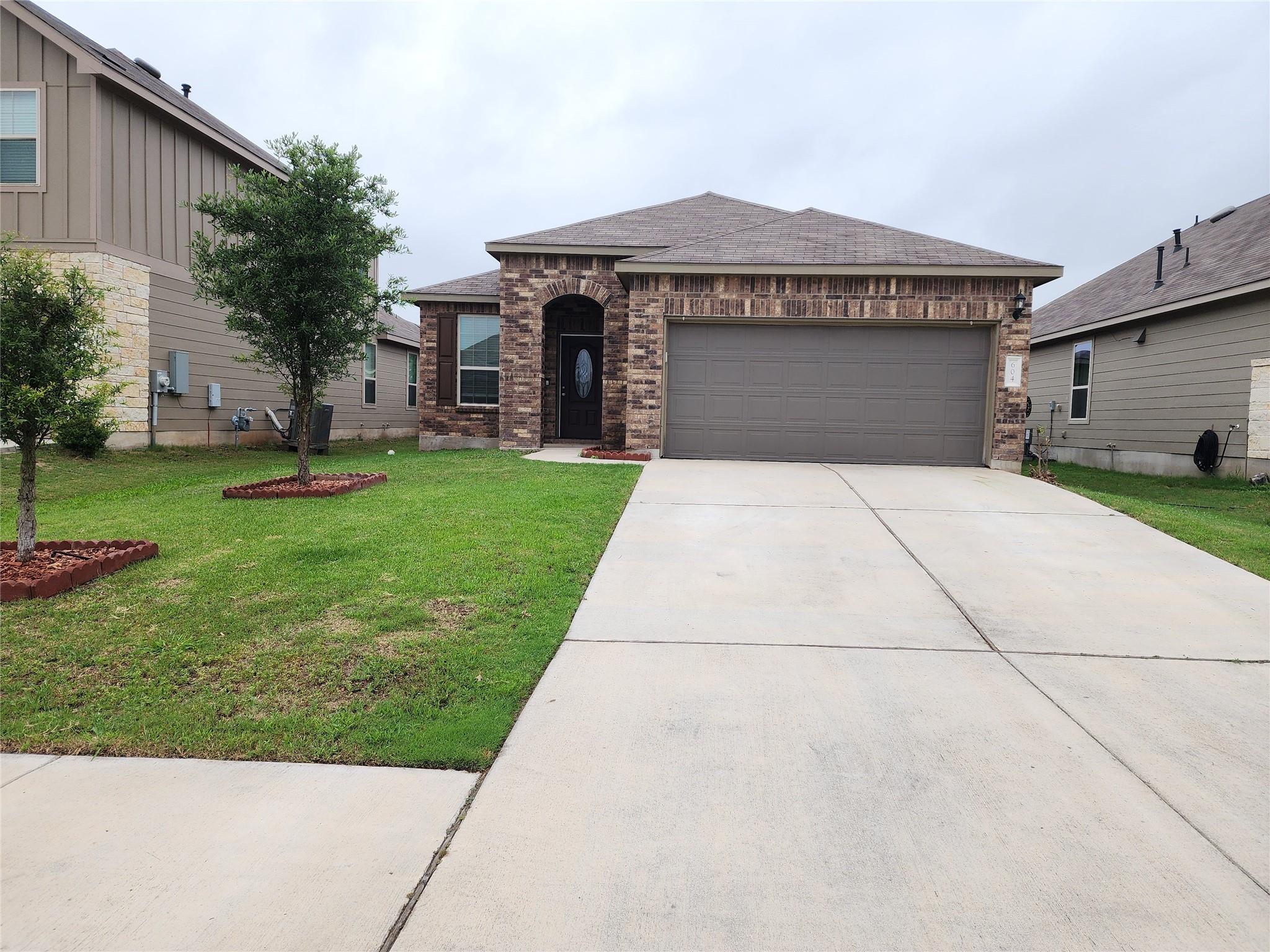 604 Coffee Berry Dr Property Photo