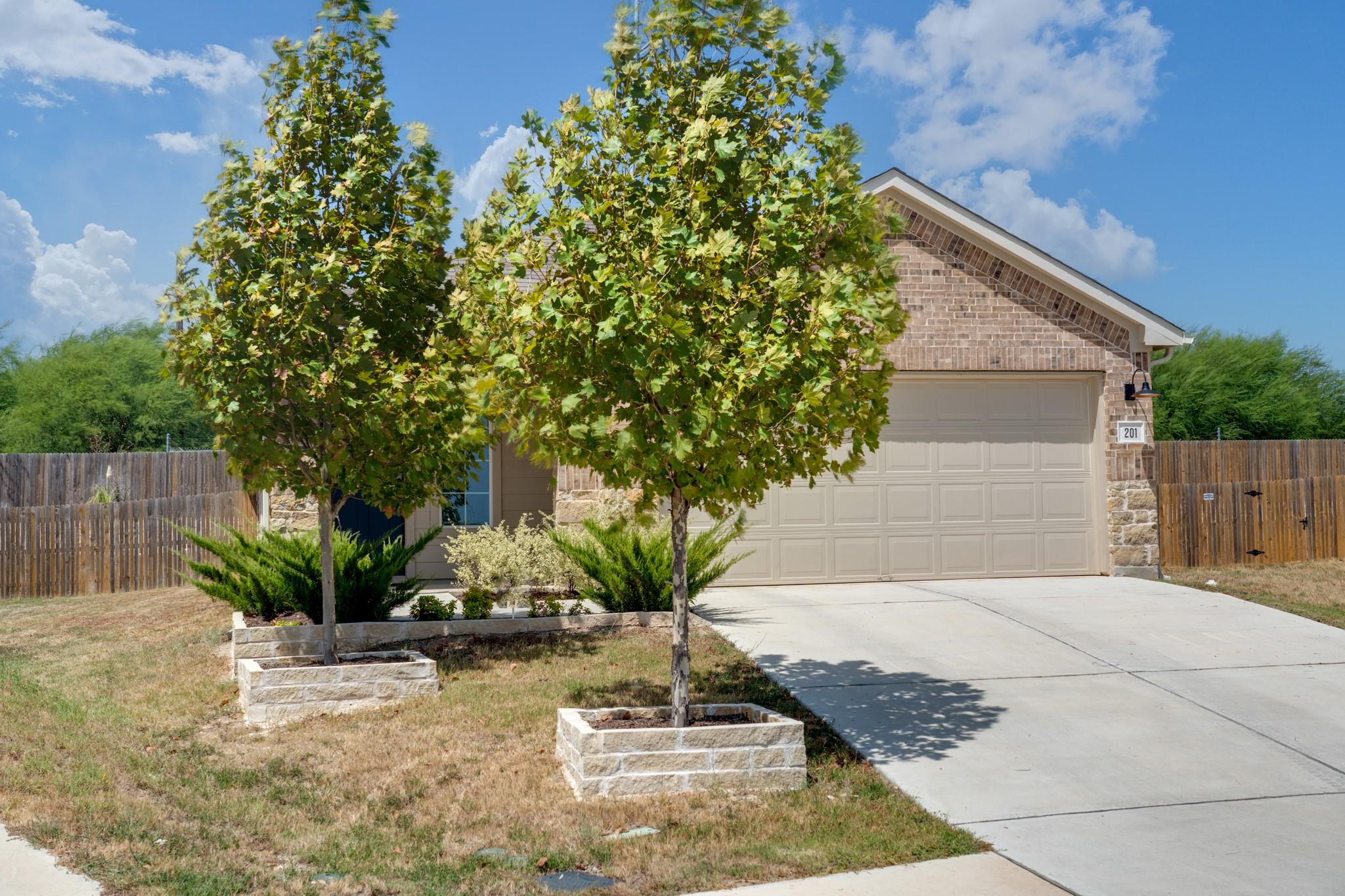 201 Elbow Bush Cv Property Photo 30