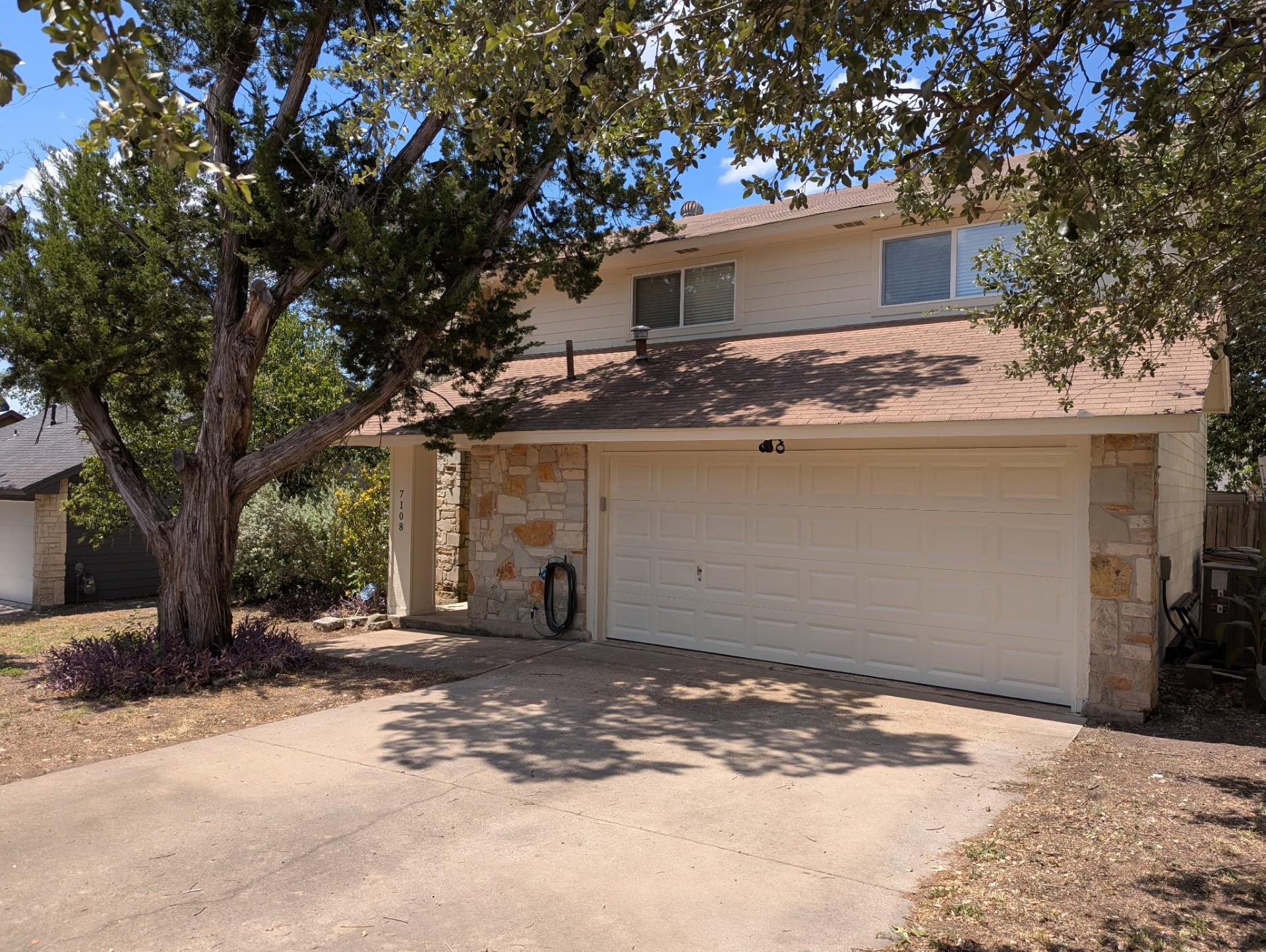 7108 Shadywood Dr Property Photo 1