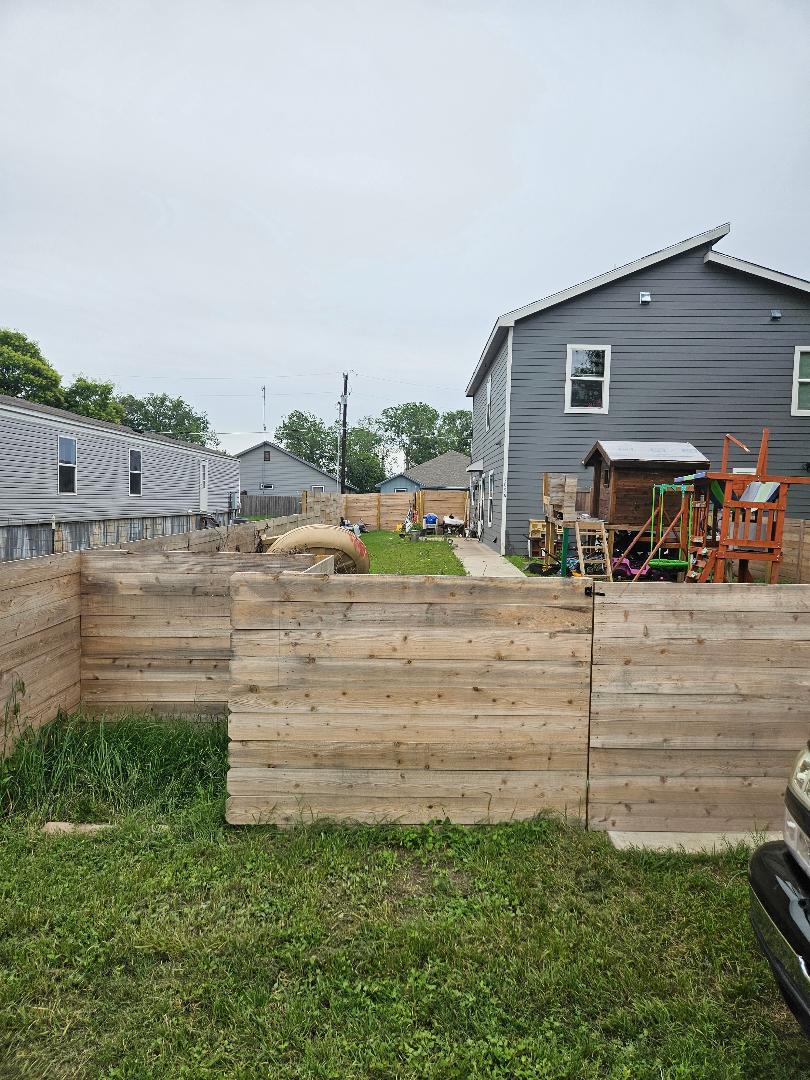 305 Anderson St #a Property Photo 3