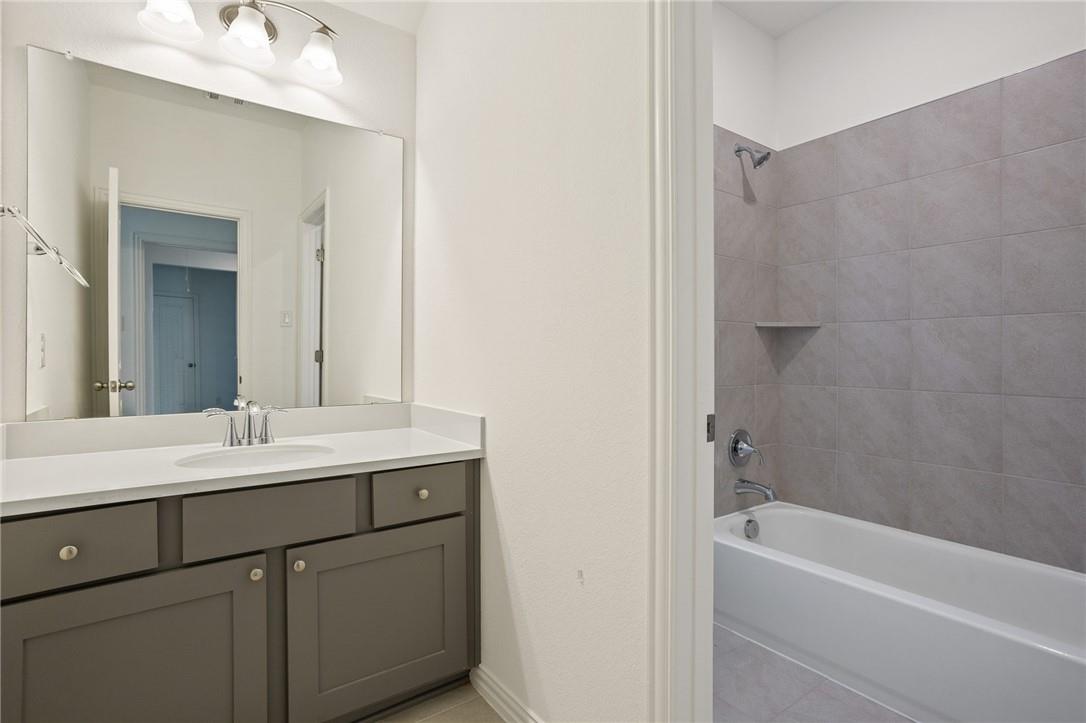 613 Silent Creek Cv Property Photo 26