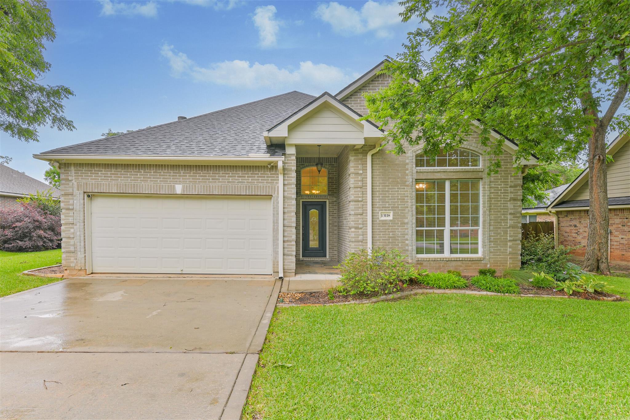 13118 Lazy Ln Property Photo 1