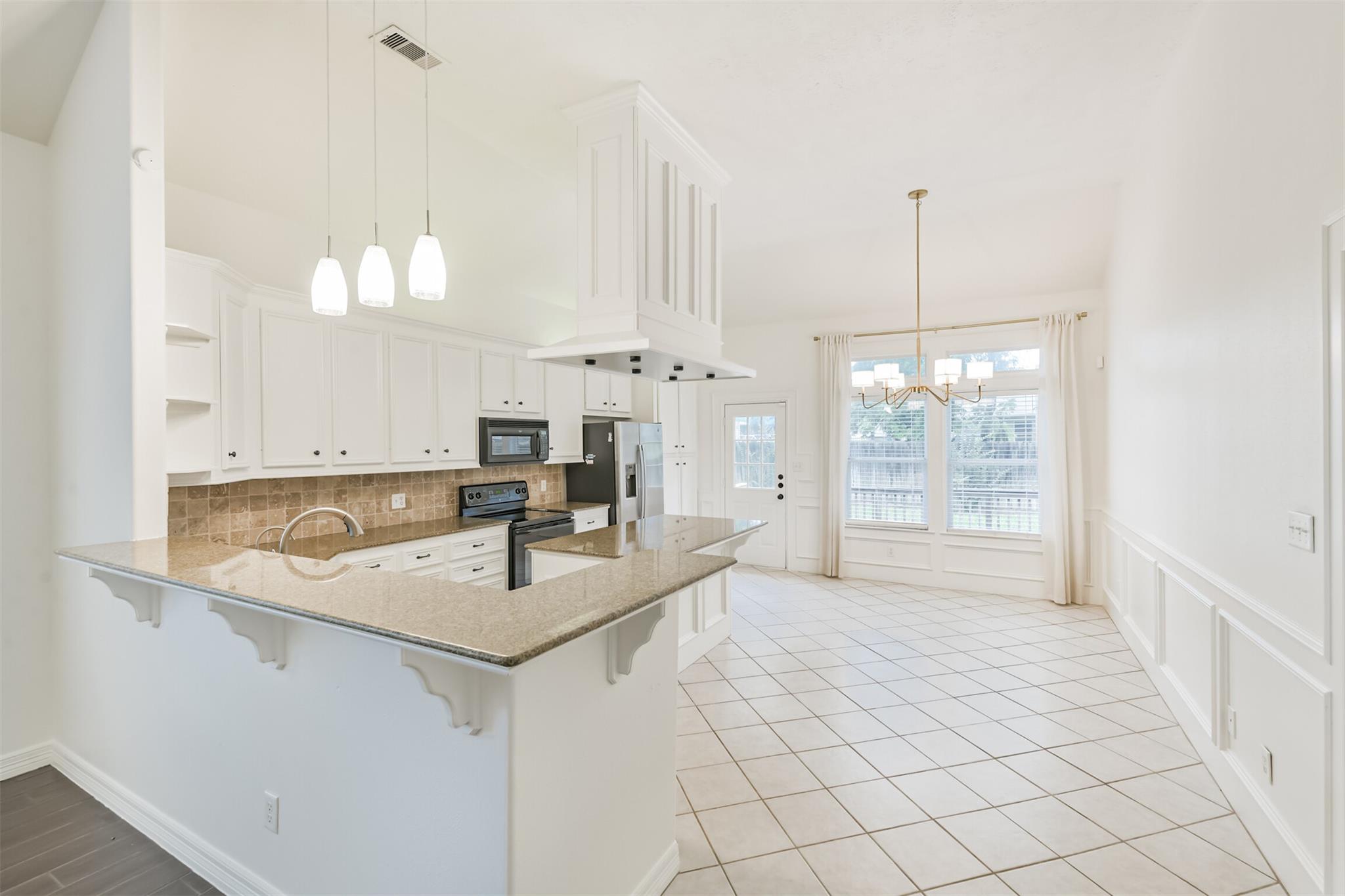 13118 Lazy Ln Property Photo 6