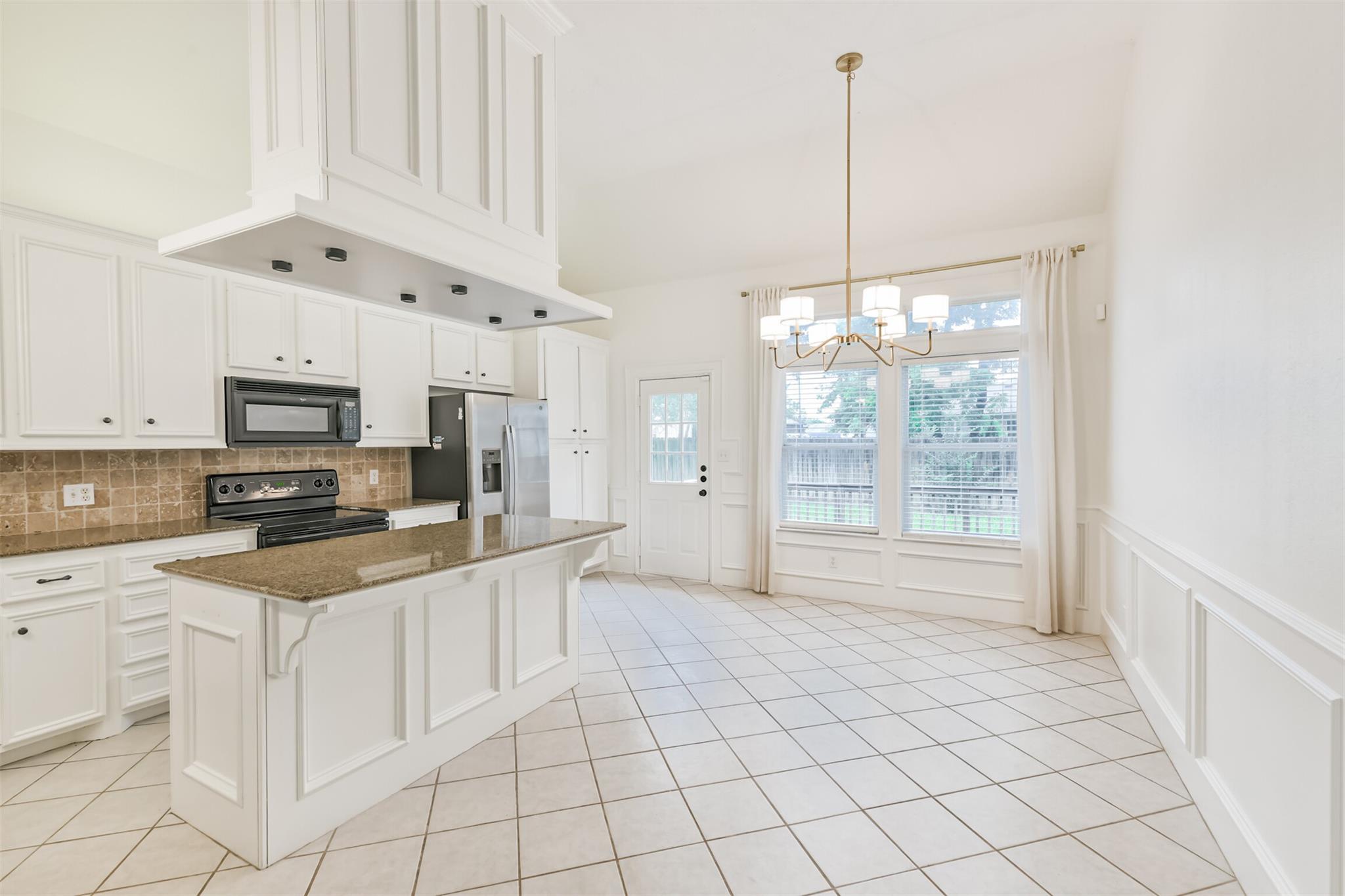 13118 Lazy Ln Property Photo 7