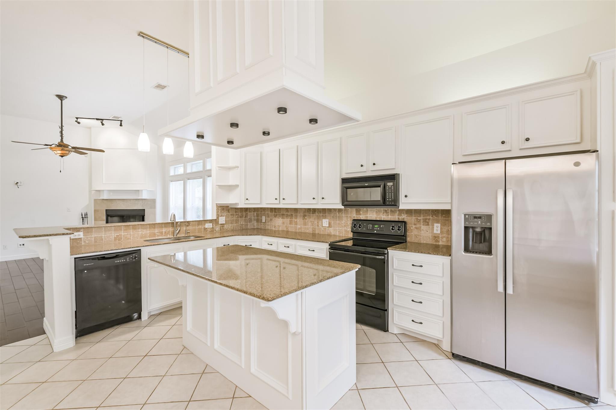 13118 Lazy Ln Property Photo 8