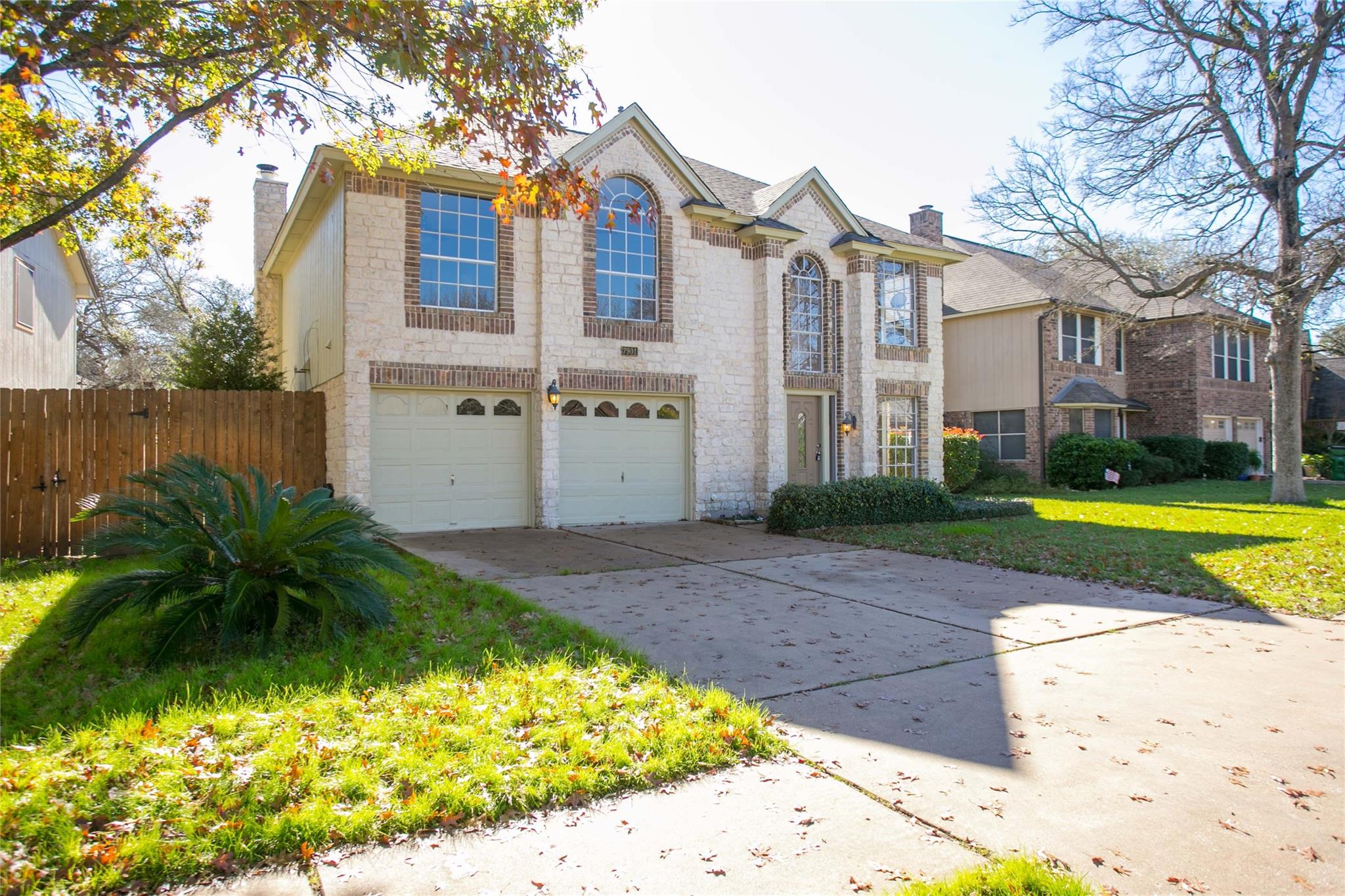 7901 Taranto Dr Property Photo 2