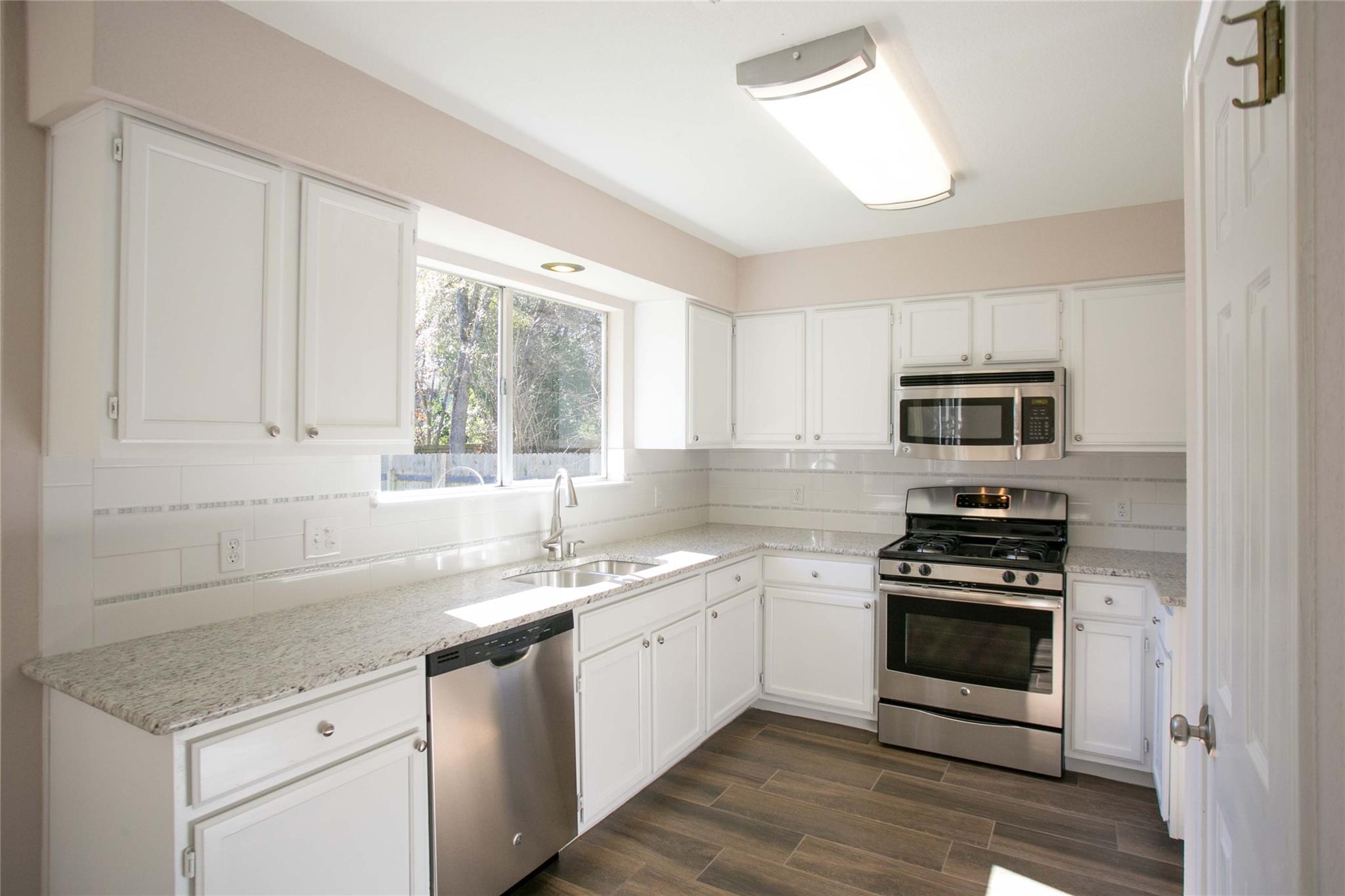 7901 Taranto Dr Property Photo 14