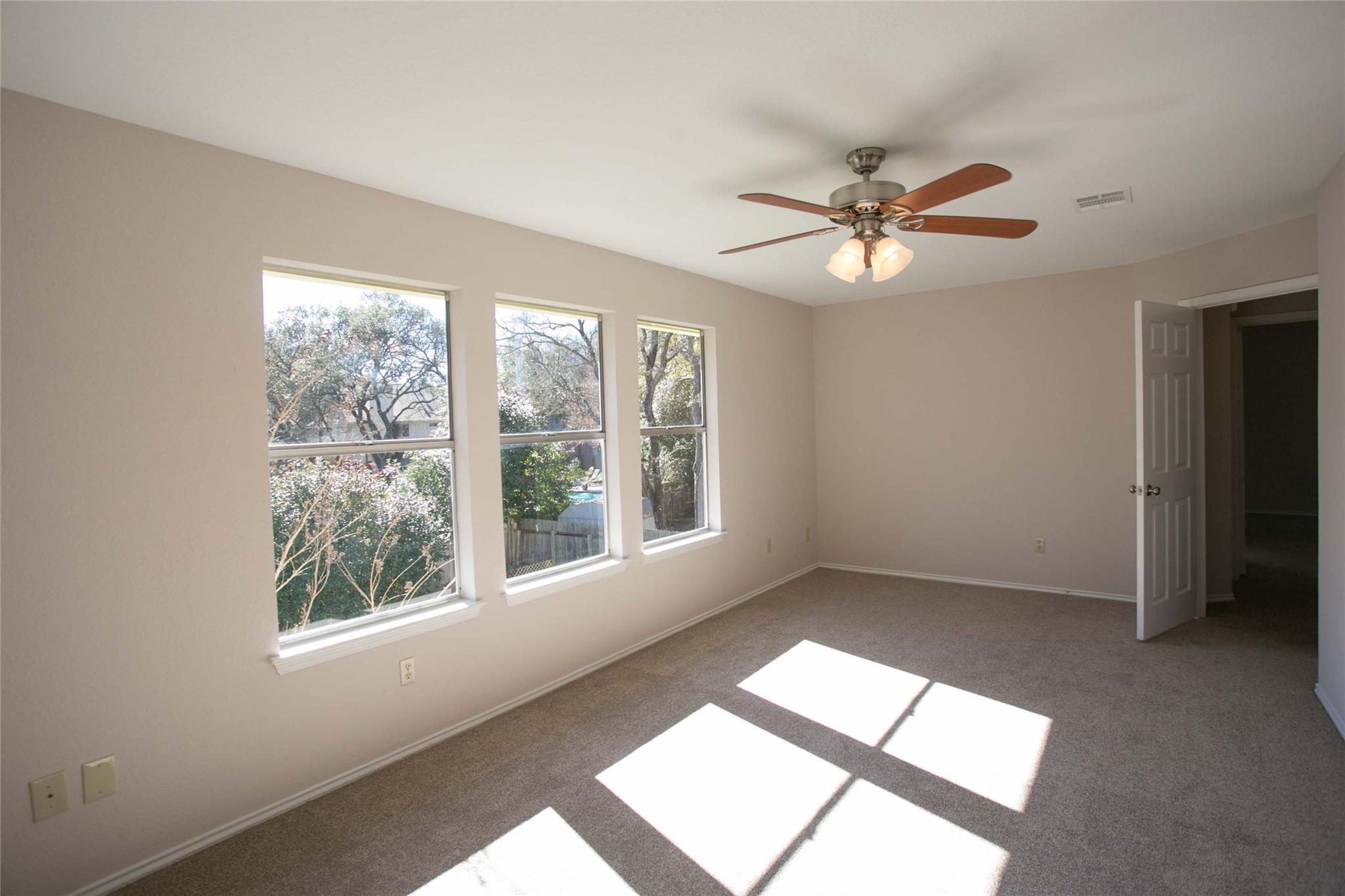 7901 Taranto Dr Property Photo 22